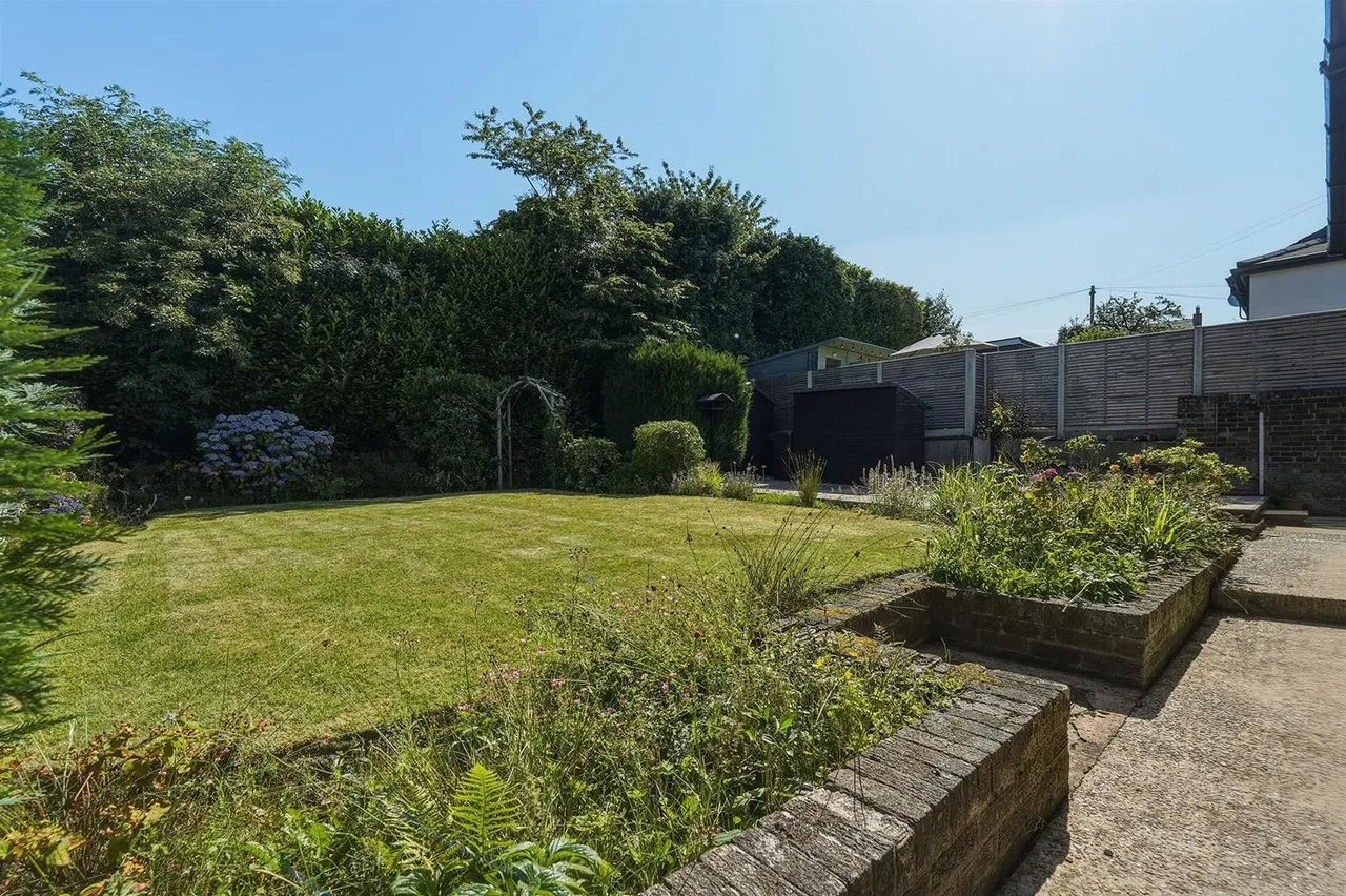 Birchway, Bollington, photo 21