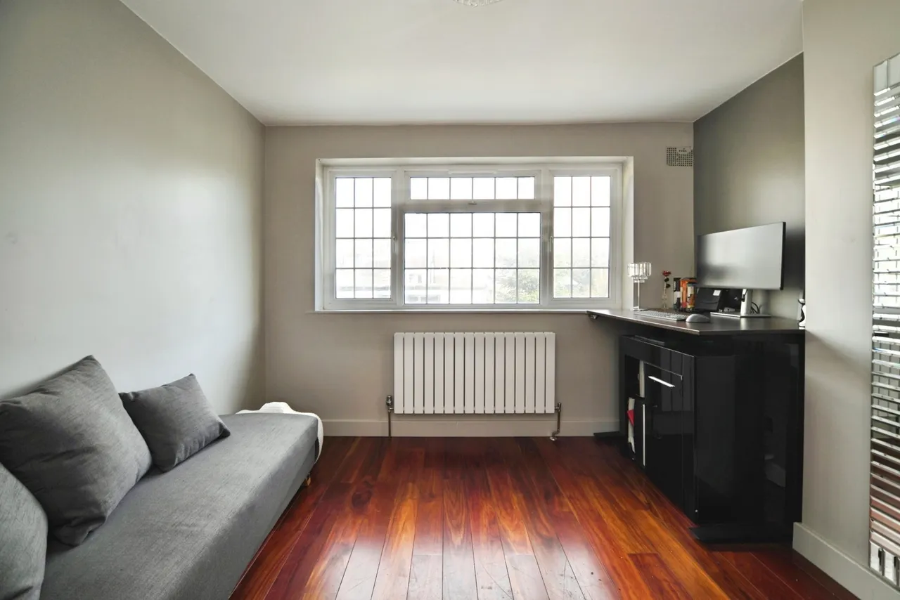 Hampden Way, London, N14, photo 13
