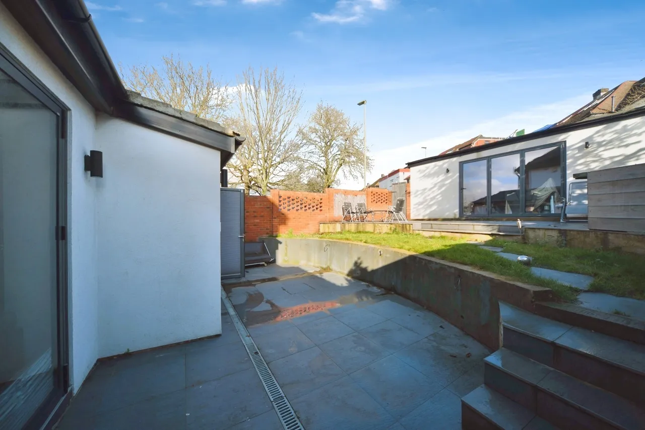 Hampden Way, London, N14, photo 5