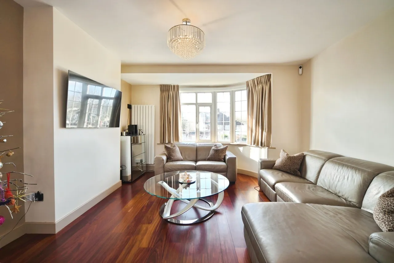 Hampden Way, London, N14, photo 2