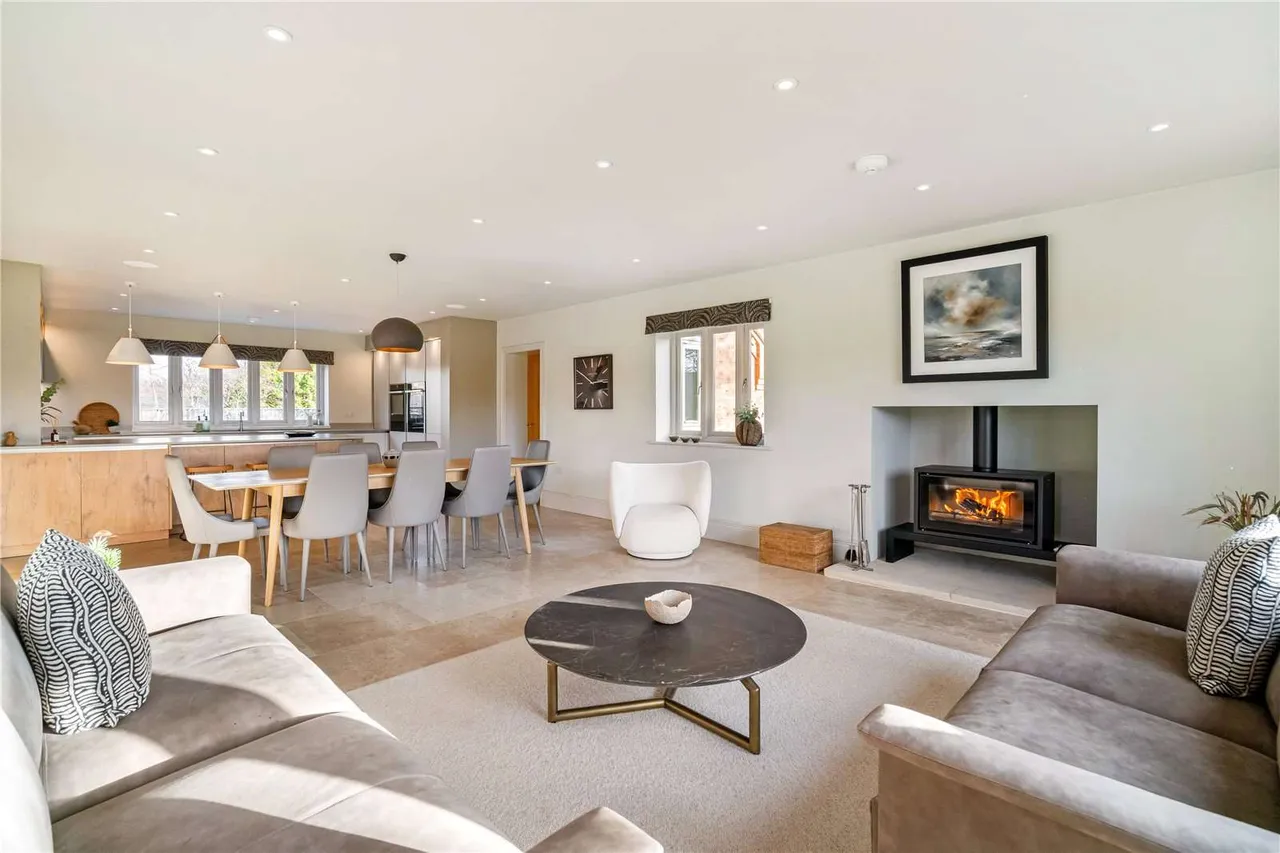 Brook View, Cropthorne, Pershore, Worcestershire, WR10 3LS, photo 6