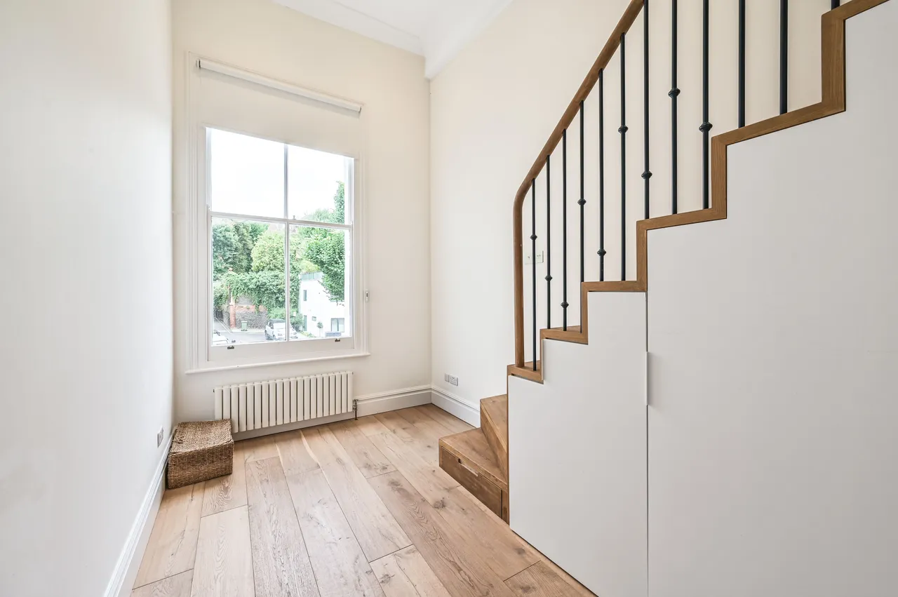 London, NW3, photo 11