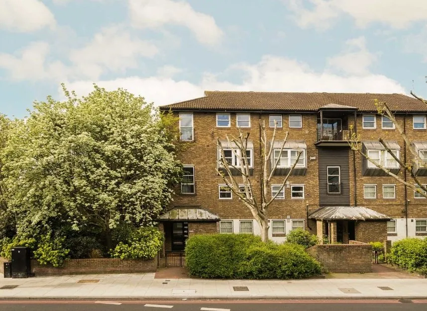 3 bed flat for sale — Battersea Bridge Road, Battersea, SW11