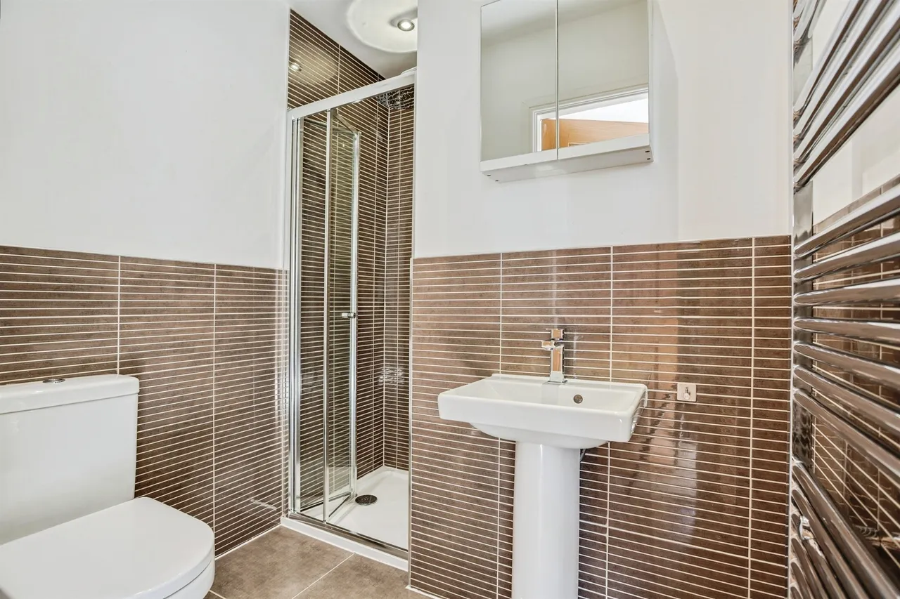 Imperial Close, Wakefield, WF2, photo 13
