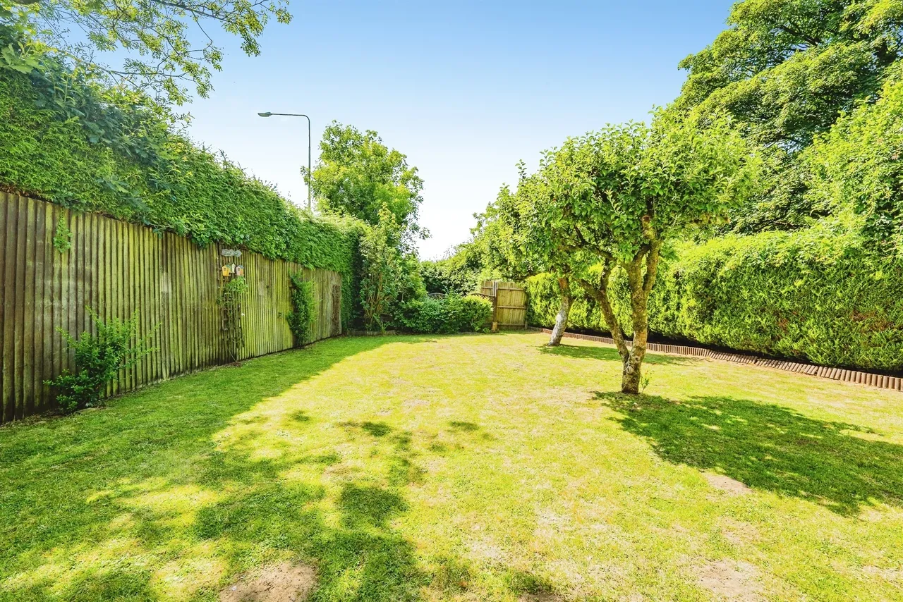 Merthyr Mawr Road, Bridgend, CF31, photo 30