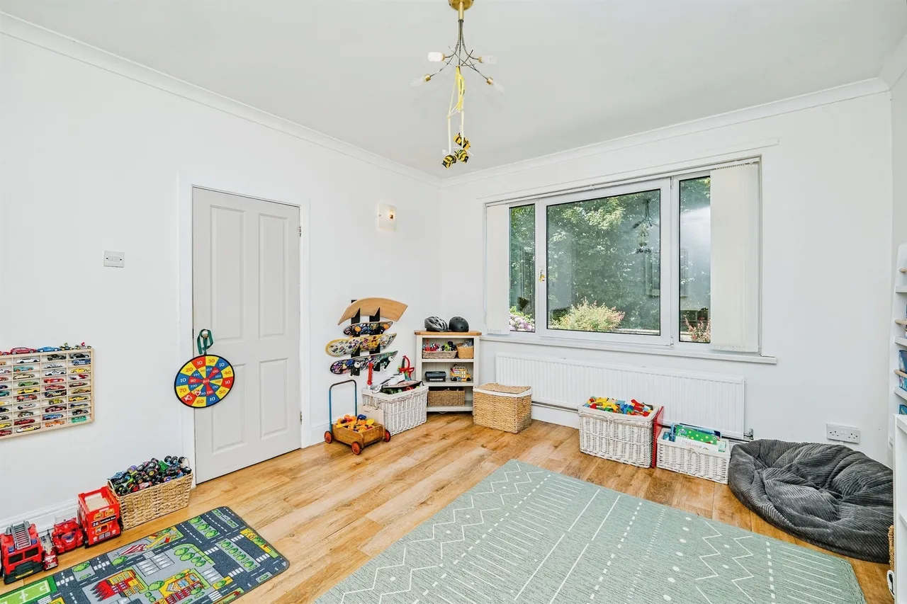 Merthyr Mawr Road, Bridgend, CF31, photo 8