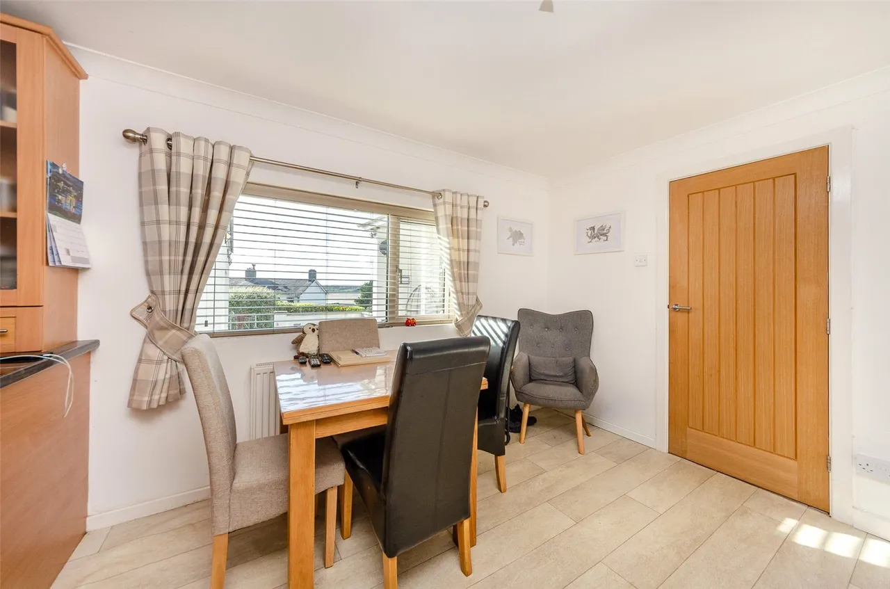 Cae Gwyn, Caernarfon, LL55, photo 5