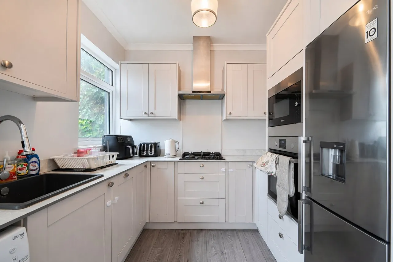 Pegwell Street, SE18, photo 2