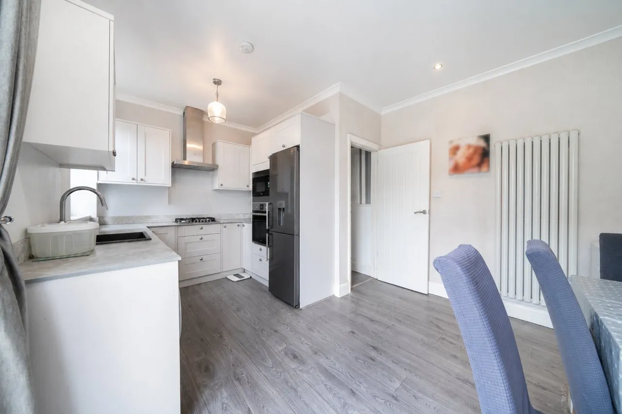 Pegwell Street, SE18, photo 16