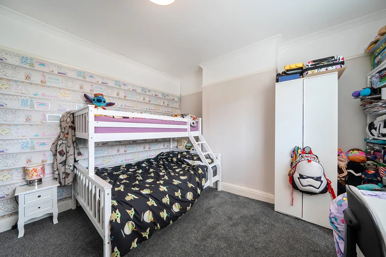 Pegwell Street, SE18, photo 14