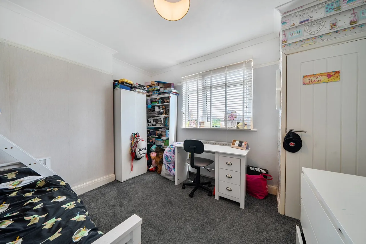 Pegwell Street, SE18, photo 8