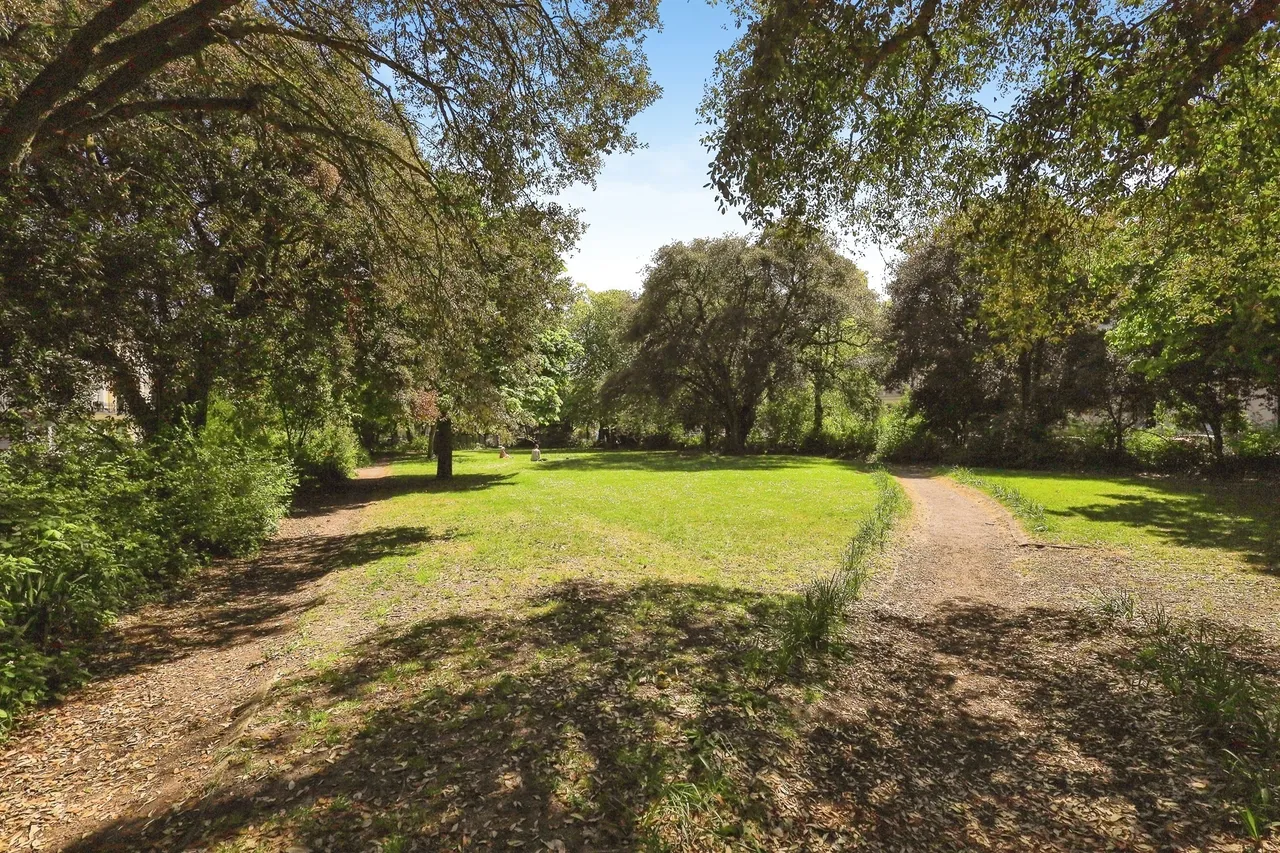 Upperton Gardens, Eastbourne, BN21, photo 9