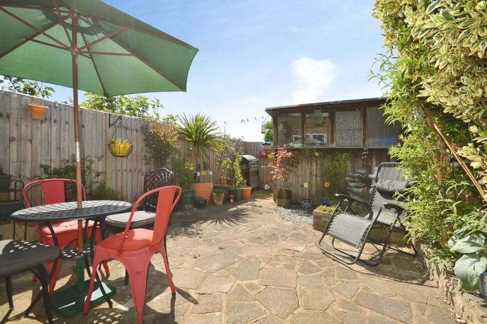 Stanley Road, Hounslow, TW3, photo 5