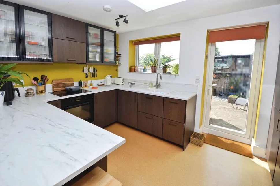 Stanley Road, Hounslow, TW3, photo 2