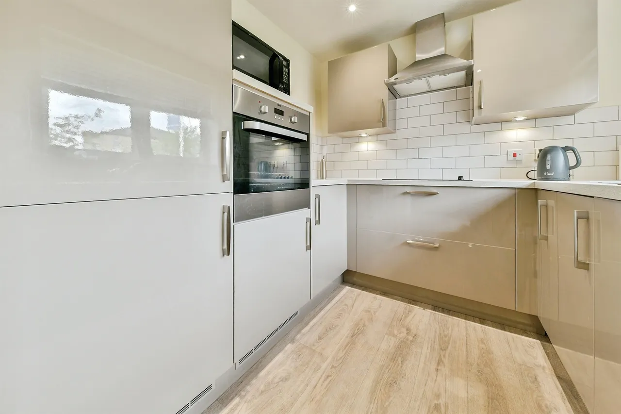 Wratten Road West, Hitchin, SG5, photo 4