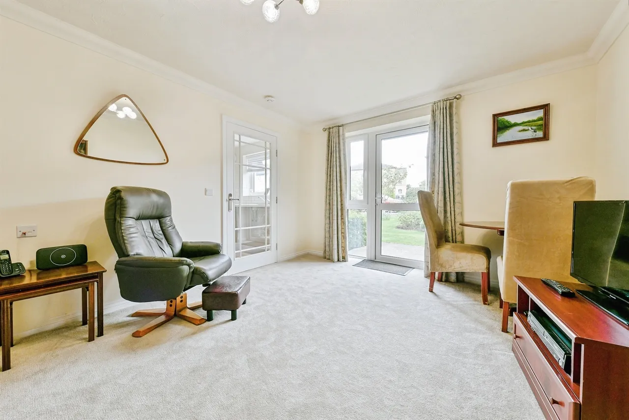 Wratten Road West, Hitchin, SG5, photo 5