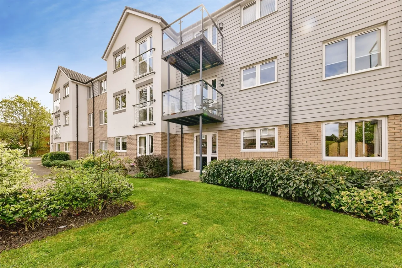 1 bed retirement property for sale, Wratten Road West, Hitchin, SG5