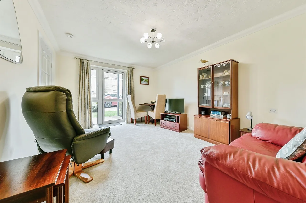 Wratten Road West, Hitchin, SG5, photo 6
