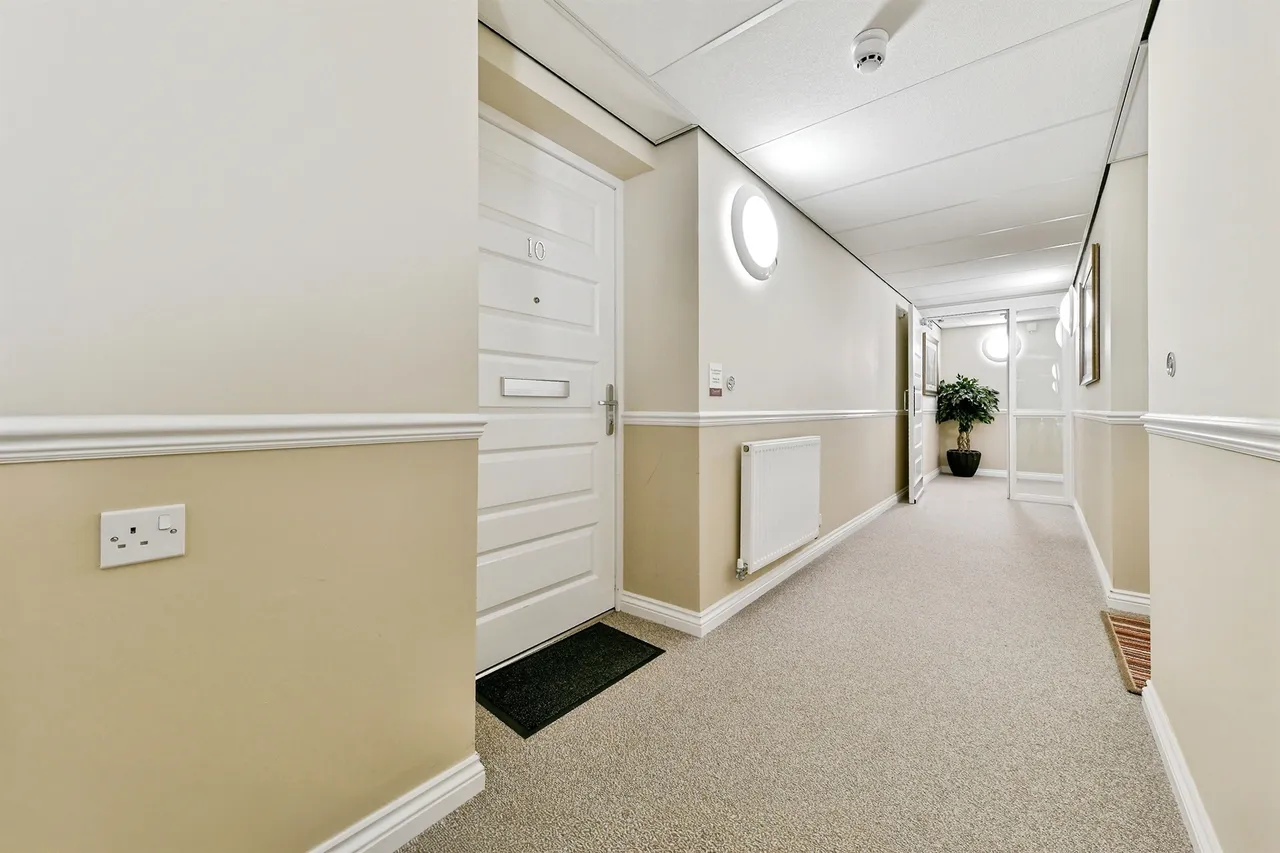 Wratten Road West, Hitchin, SG5, photo 13