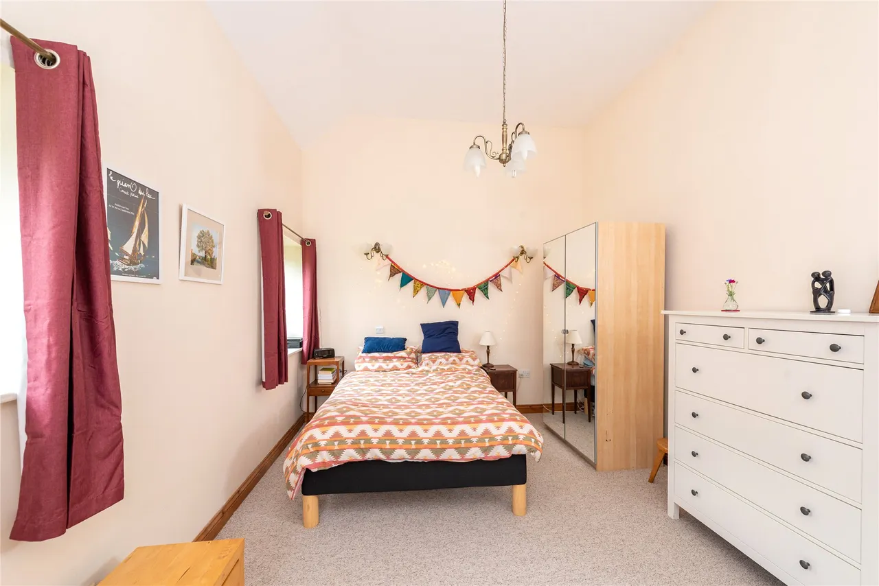 Akeley Wood Court, Home Farm, MK18, photo 17