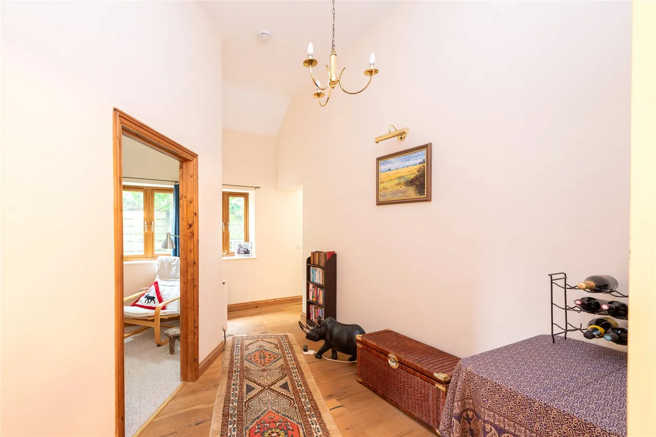 Akeley Wood Court, Home Farm, MK18, photo 15
