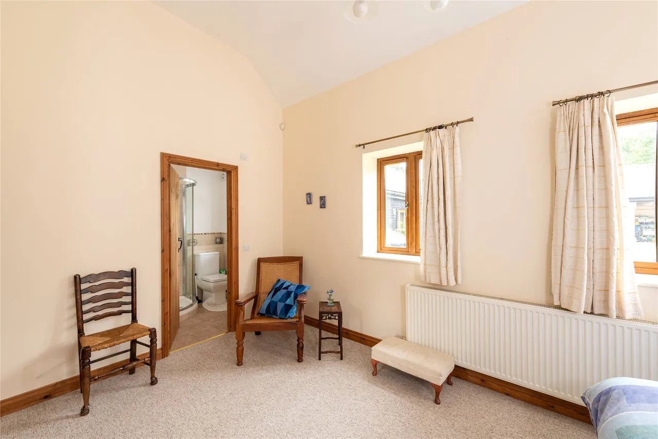 Akeley Wood Court, Home Farm, MK18, photo 20