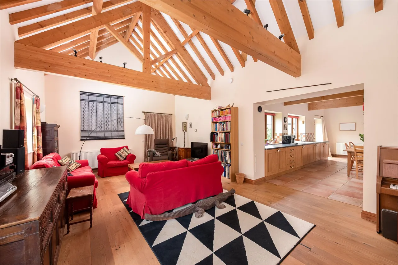 Akeley Wood Court, Home Farm, MK18, photo 8