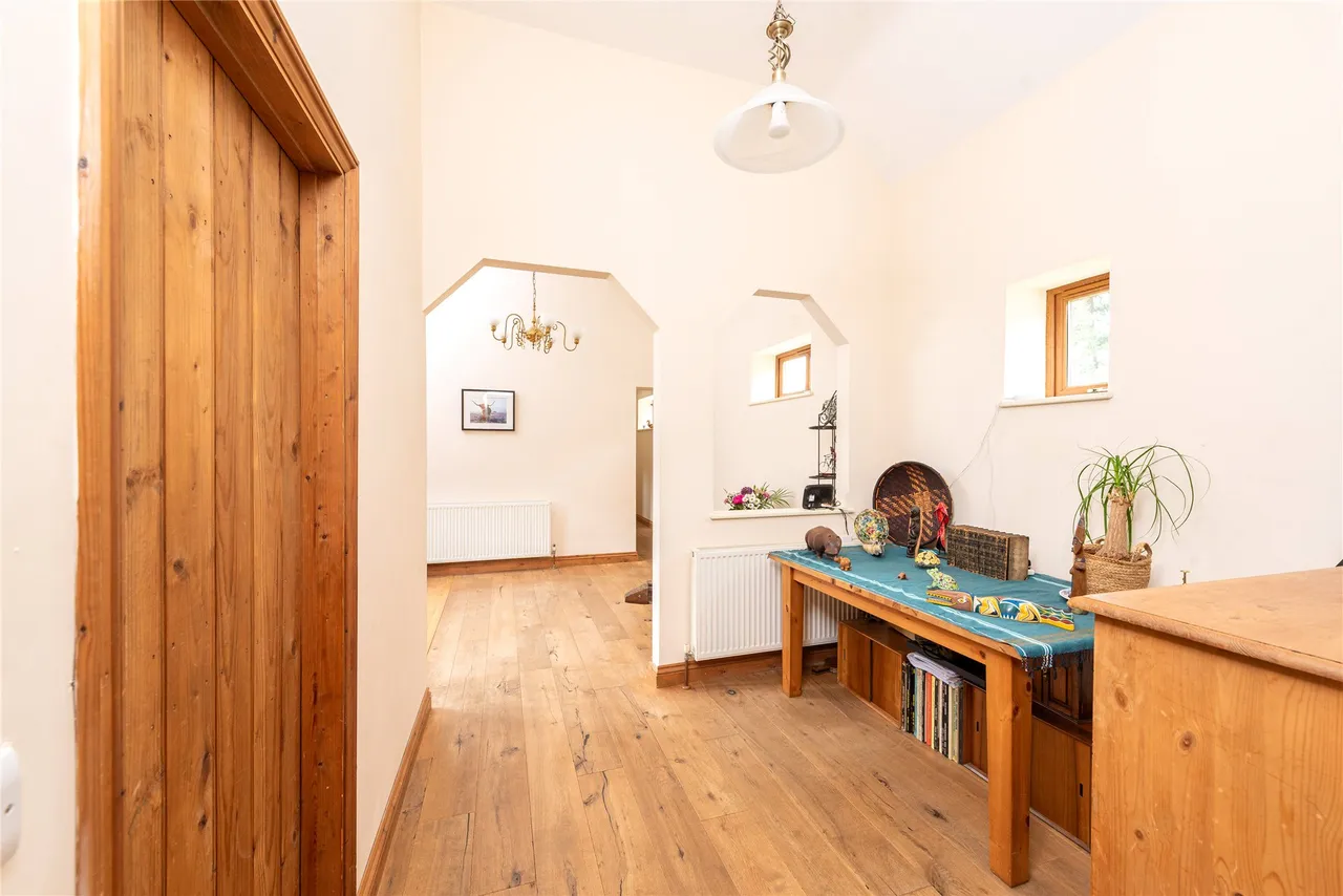 Akeley Wood Court, Home Farm, MK18, photo 13