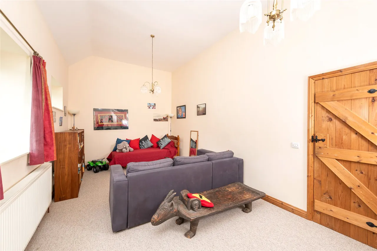 Akeley Wood Court, Home Farm, MK18, photo 10