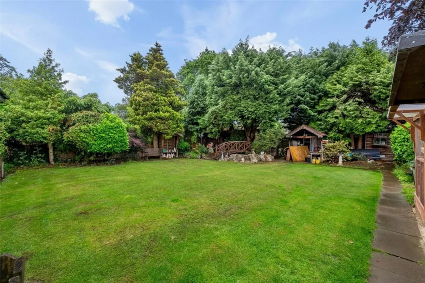 Delamere Road, Gatley, photo 9