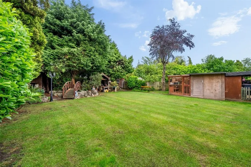 Delamere Road, Gatley, photo 10