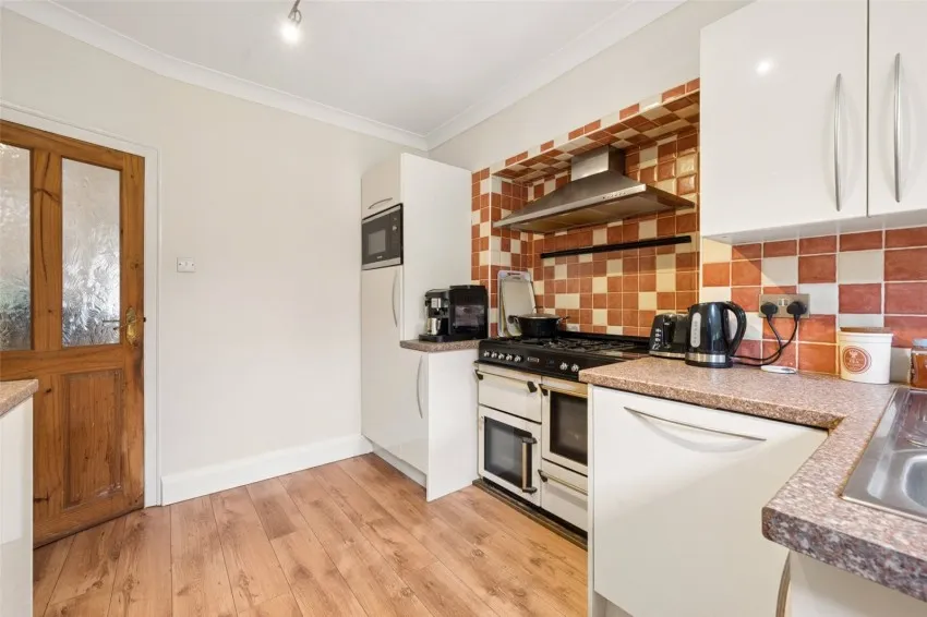 Delamere Road, Gatley, photo 19