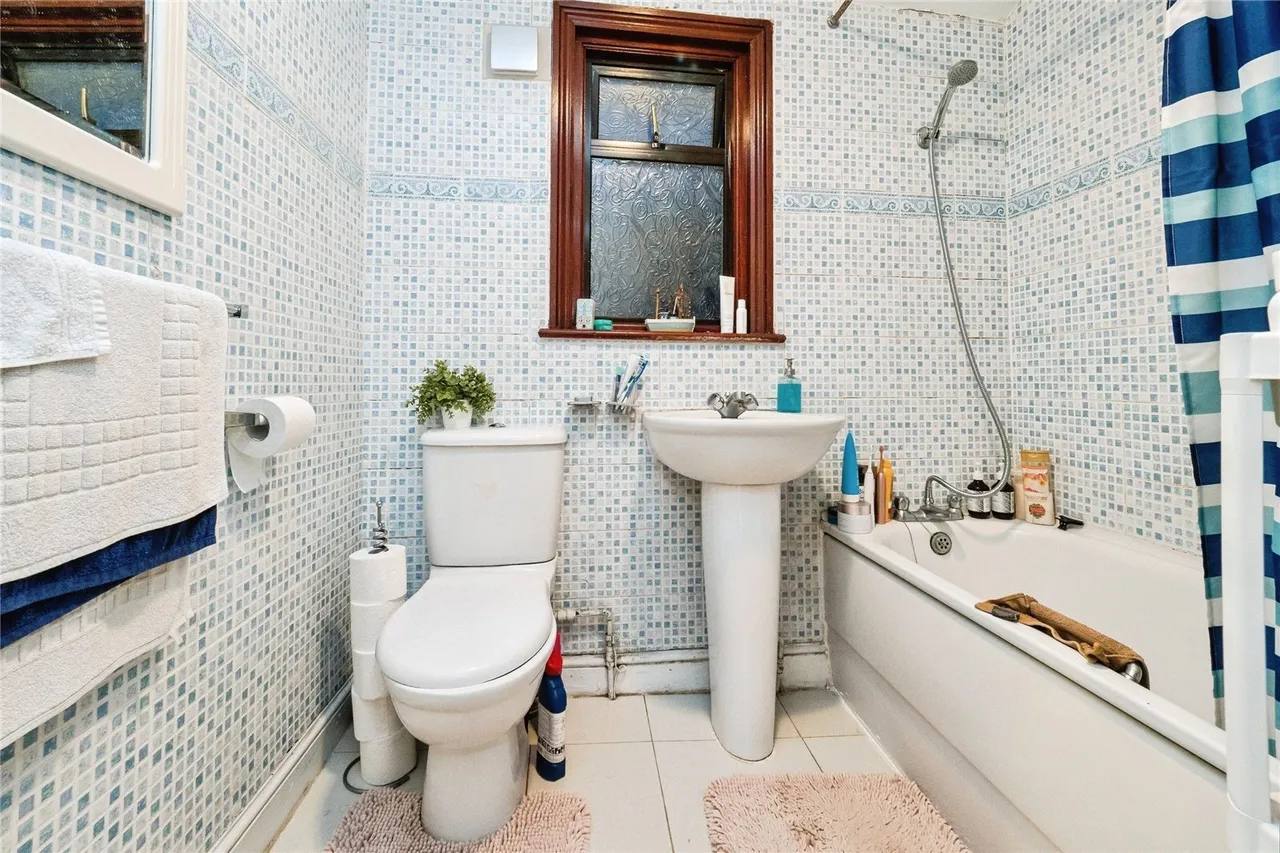 Meanley Road, Manor Park, London, E12, photo 14