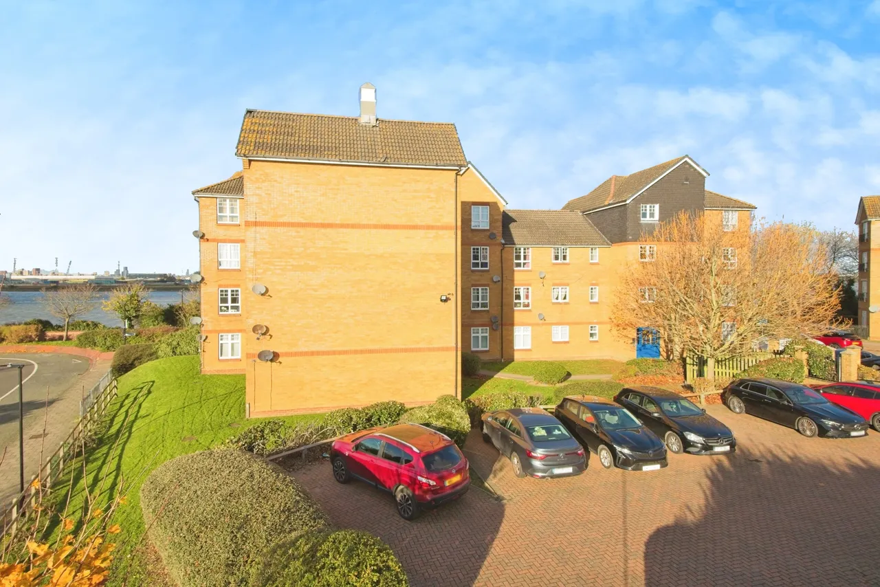 Greenhaven Drive, Thamesmead, photo 12