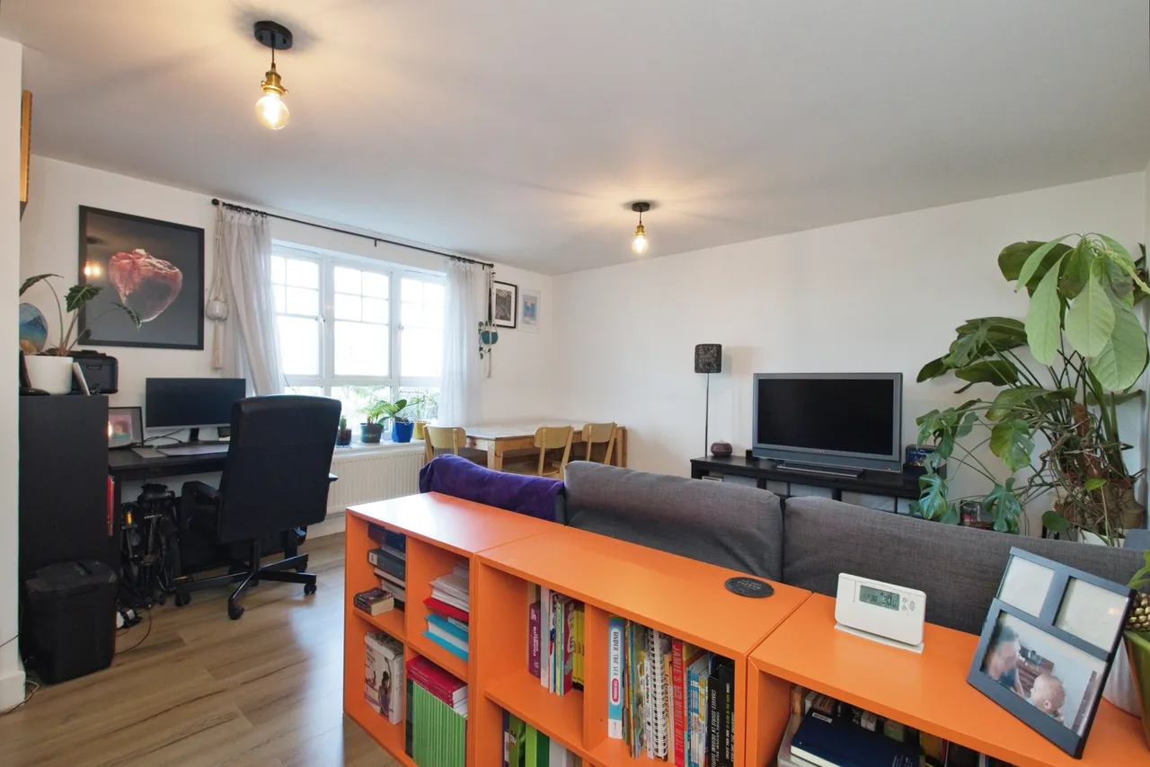 Greenhaven Drive, Thamesmead, photo 4