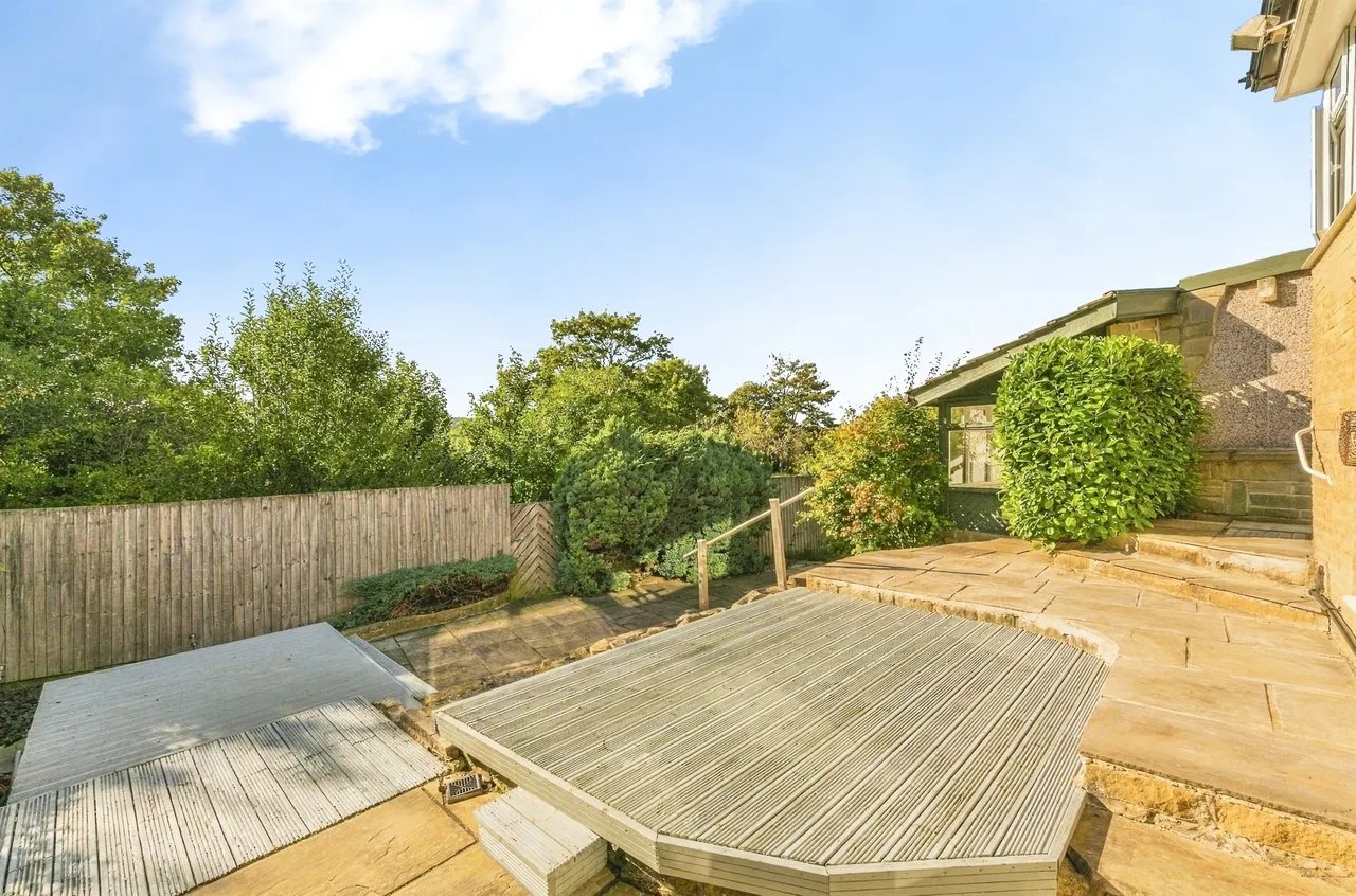 Fenay Drive, Fenay Bridge, HD8, photo 17