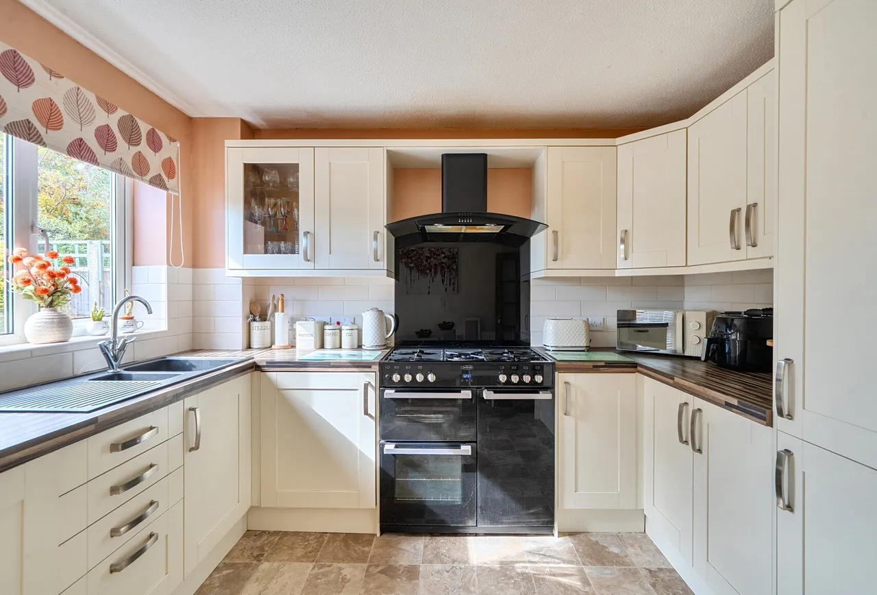 Gregory Court, Bristol, BS30 8DS, photo 4