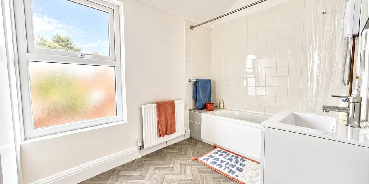 Massey Park, Wallasey, CH45, photo 11