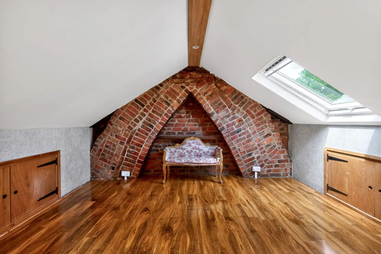Tunnel End, Warrington, photo 17