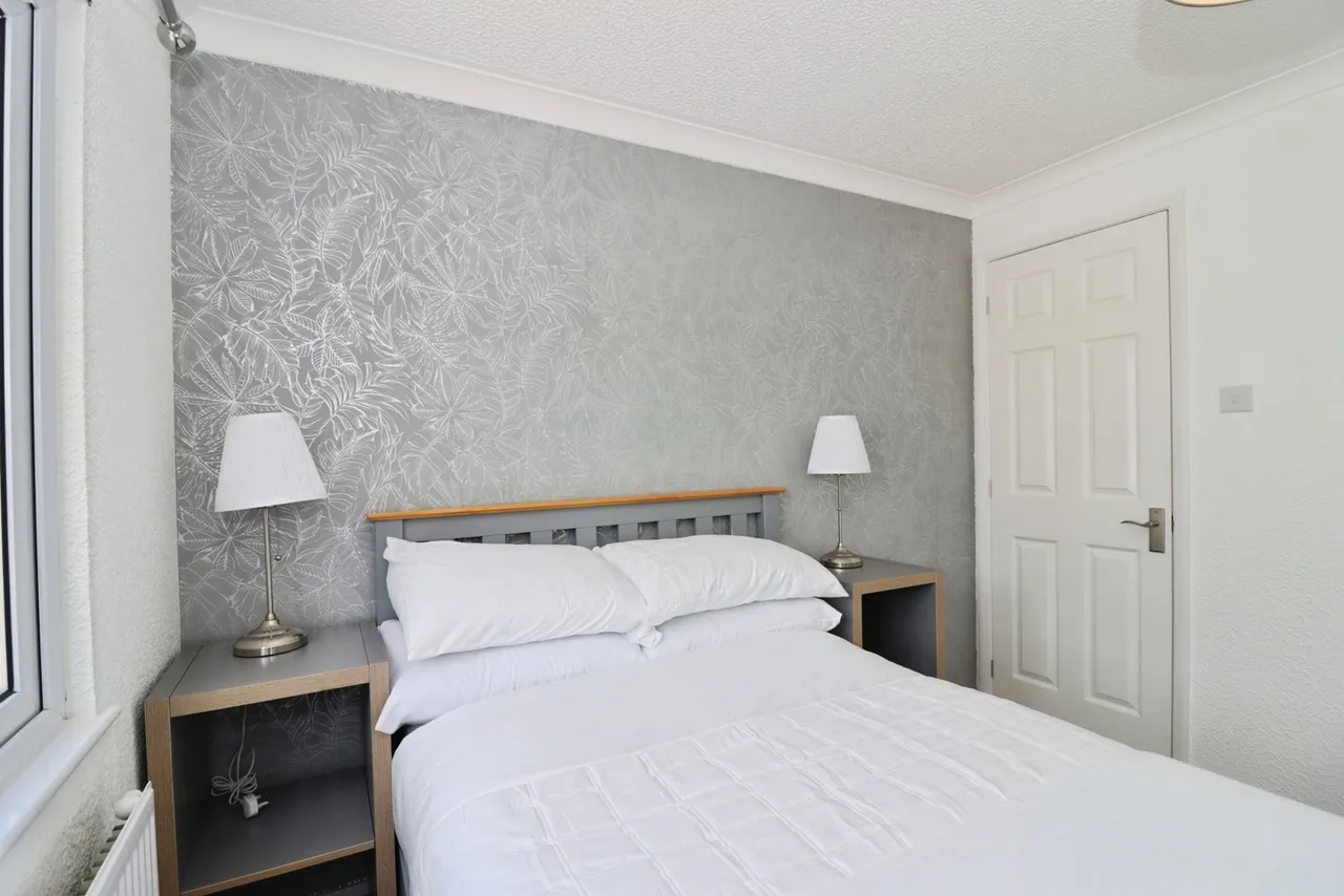Sunningdale Park, New Tupton, Chesterfield, Derbyshire, S42, photo 5