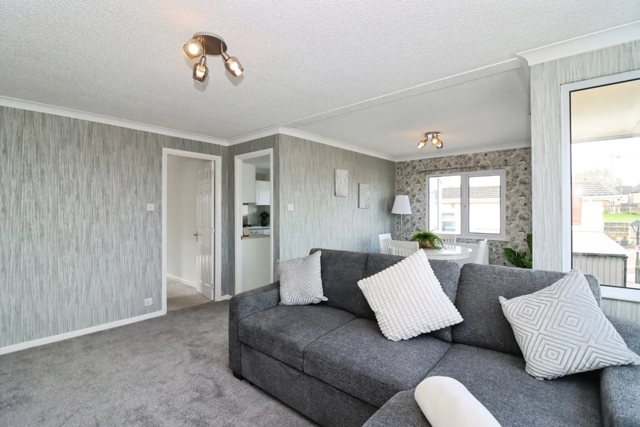 Sunningdale Park, New Tupton, Chesterfield, Derbyshire, S42, photo 10