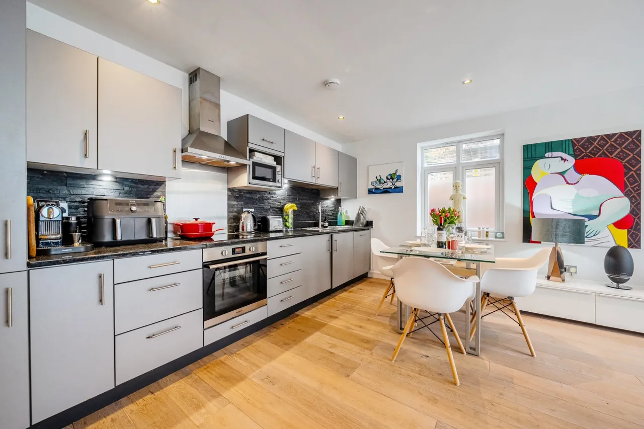 London Road, Kingston Upon Thames, KT2, photo 3