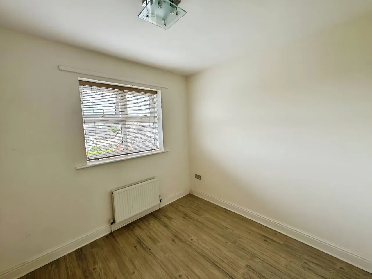 Kenilworth Close, Mirfield, WF14, photo 11