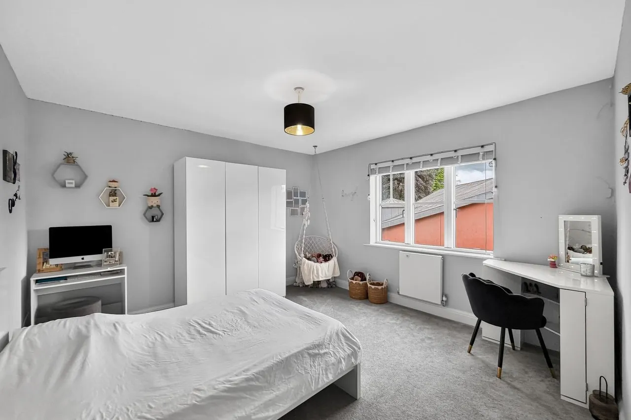 Acresfield Road, Timperley, Cheshire WA15 6HX, photo 21