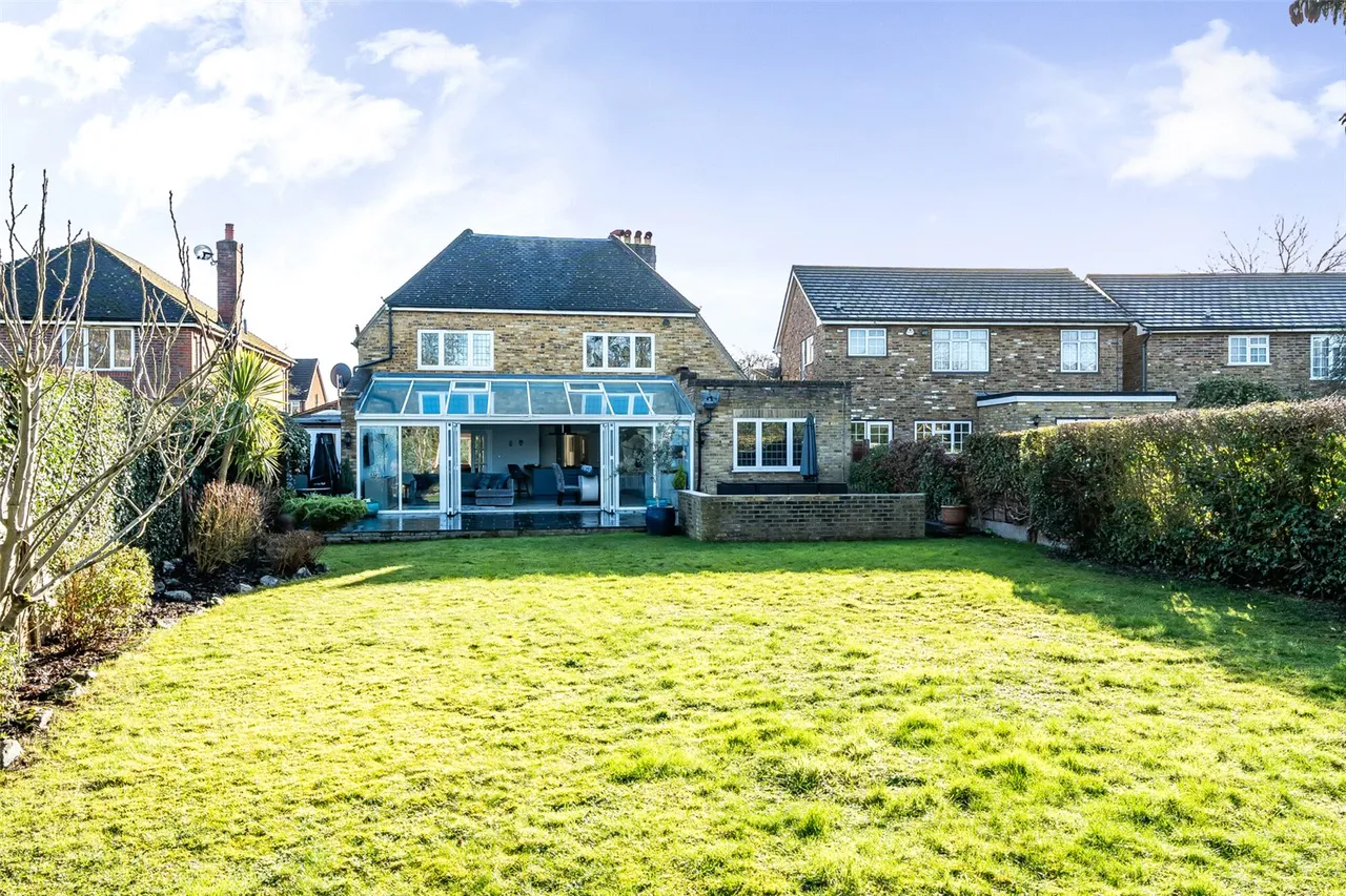 Wood Lane, Ruislip, HA4, photo 11