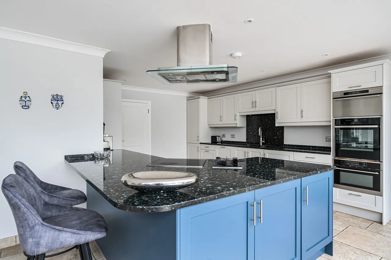 Wood Lane, Ruislip, HA4, photo 19