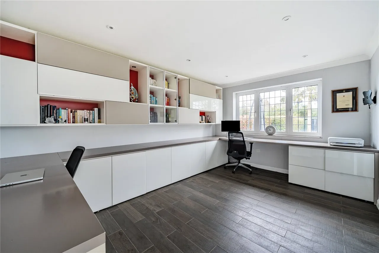Wood Lane, Ruislip, HA4, photo 15