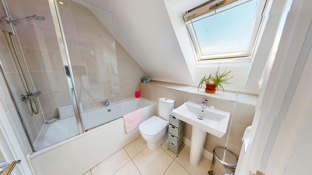 Josiah Drive, Barlaston, ST12, photo 26