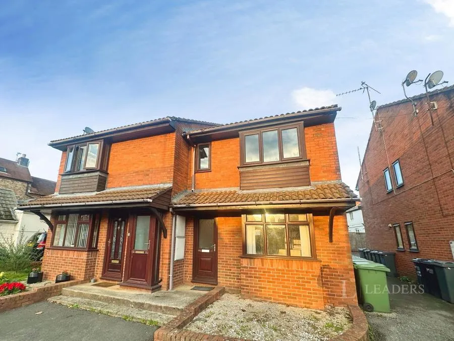 1 bed property to rent, Bath Road, Stonehouse, GL10