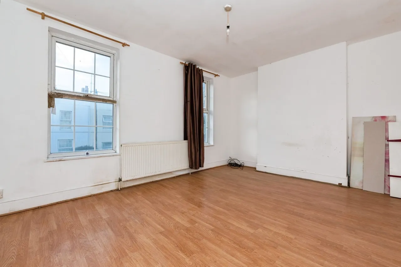 Wellington Street, Gravesend, DA12, photo 6